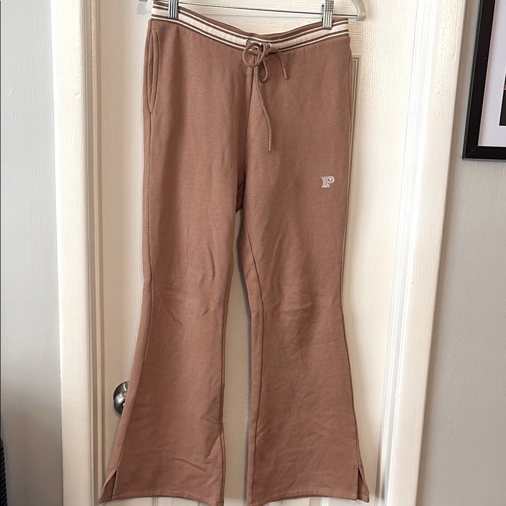 Victoria’s Secret PINK toffee Flared Sweatpants with Logo small